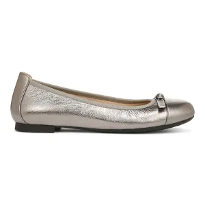 WOMEN'S VIONIC AMORIE FLAT | PEWTER METALLIC LEATHER